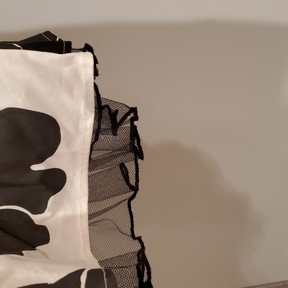 Trixxi Clothing Company White, Brown, and Red Floral Dress Size 7 Juniors - Picture 5 of 10